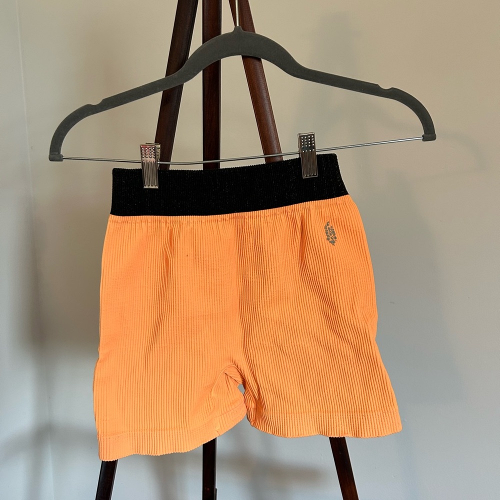 FP Movement Happiness Runs Prajna Short Bright Orange Spandex Shorts Size M/L
